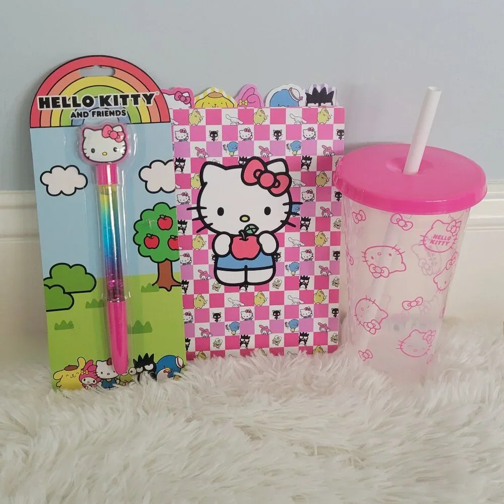 Hello Kitty Accessory Set